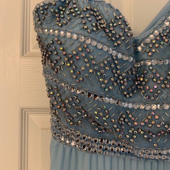 Gorgeous Light Aqua Formal Dress - Picture 2 of 7